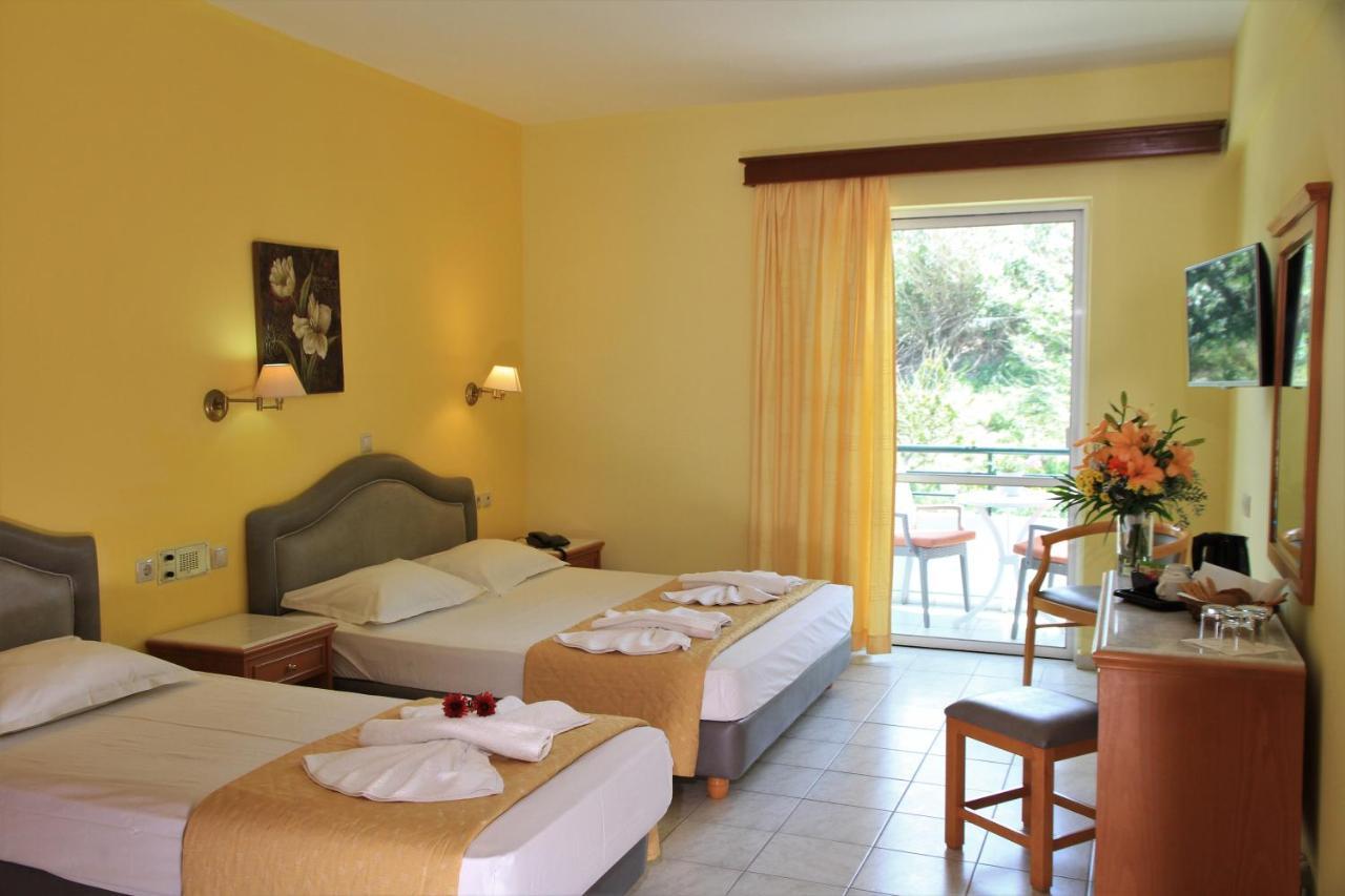 Dedalos Beach Hotel Sfakaki Exterior photo