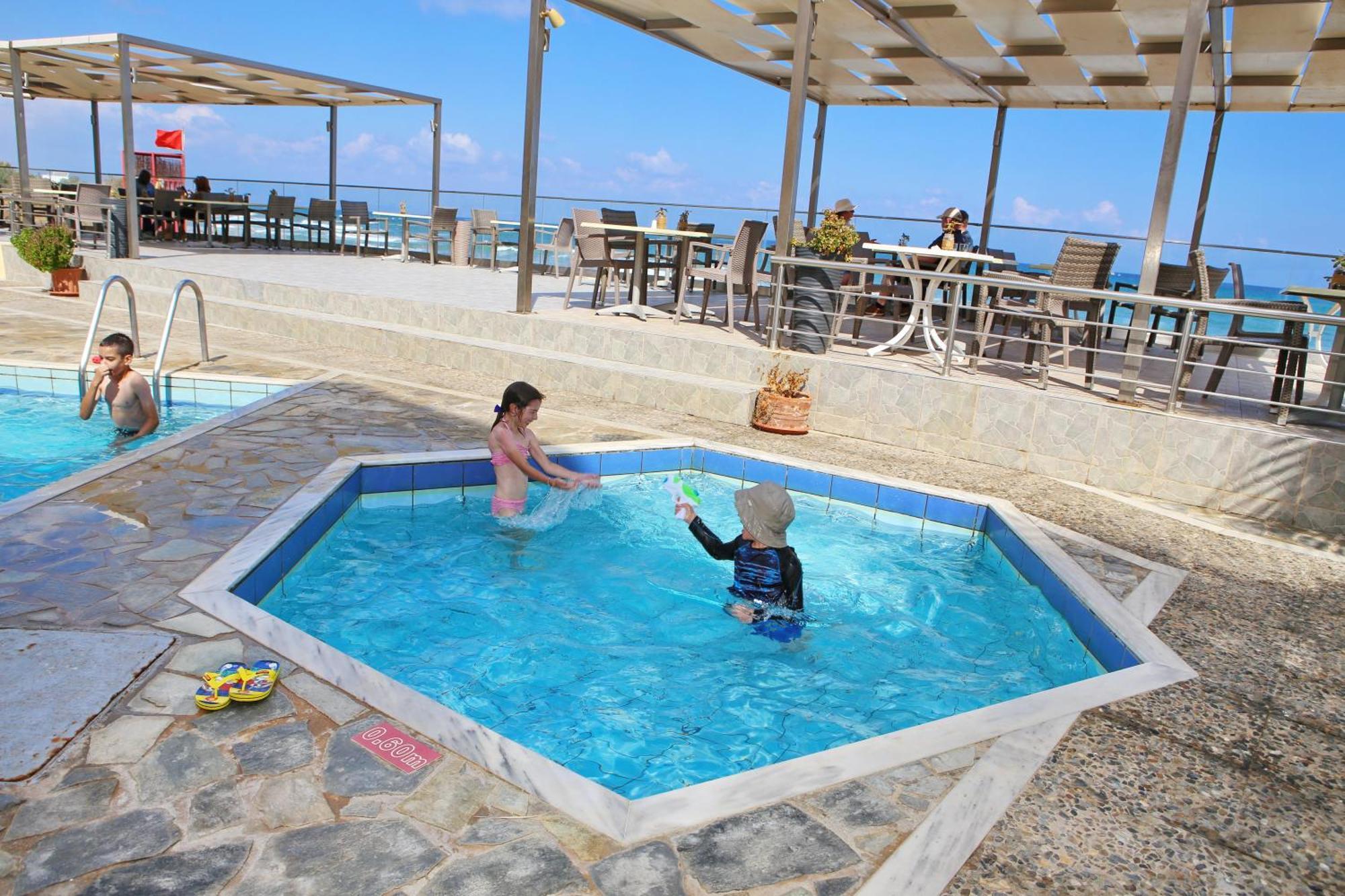 Dedalos Beach Hotel Sfakaki Exterior photo